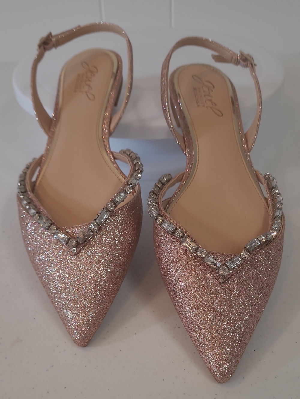 Badgley Mischka Jewel & Crystal Pointed Slingback Flats - Rose Gold Sz 7.5